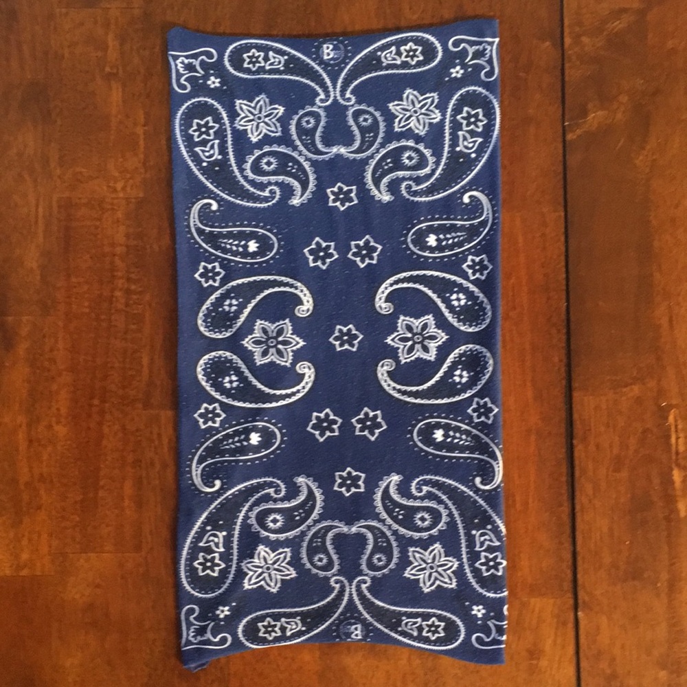 Original Buff in Blue Paisley